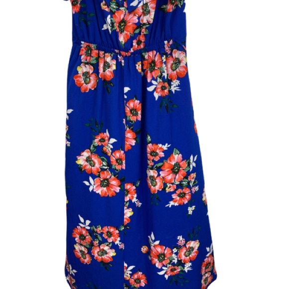 IZ Byer Beautiful floral dress add to your collection :) - Picture 4 of 9